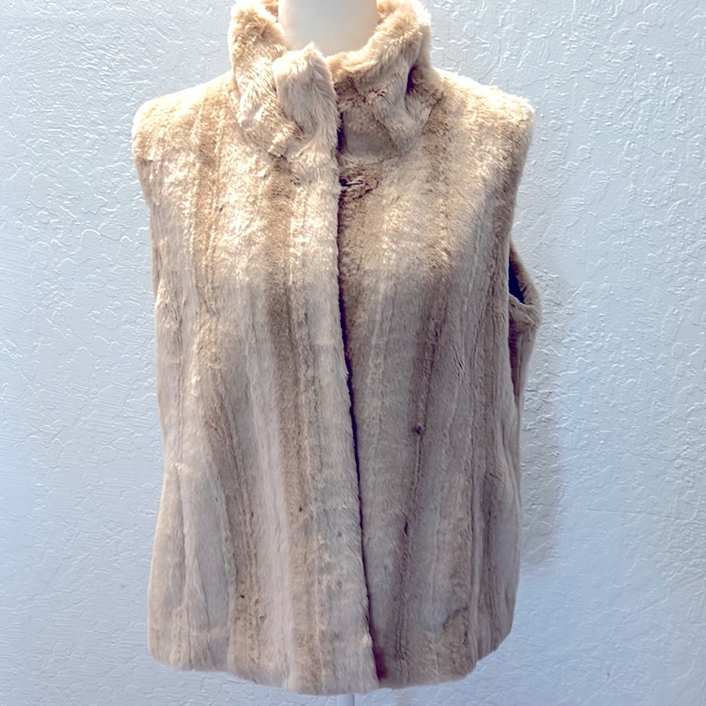 Kristen Blake Faux Fur Vest Jacket